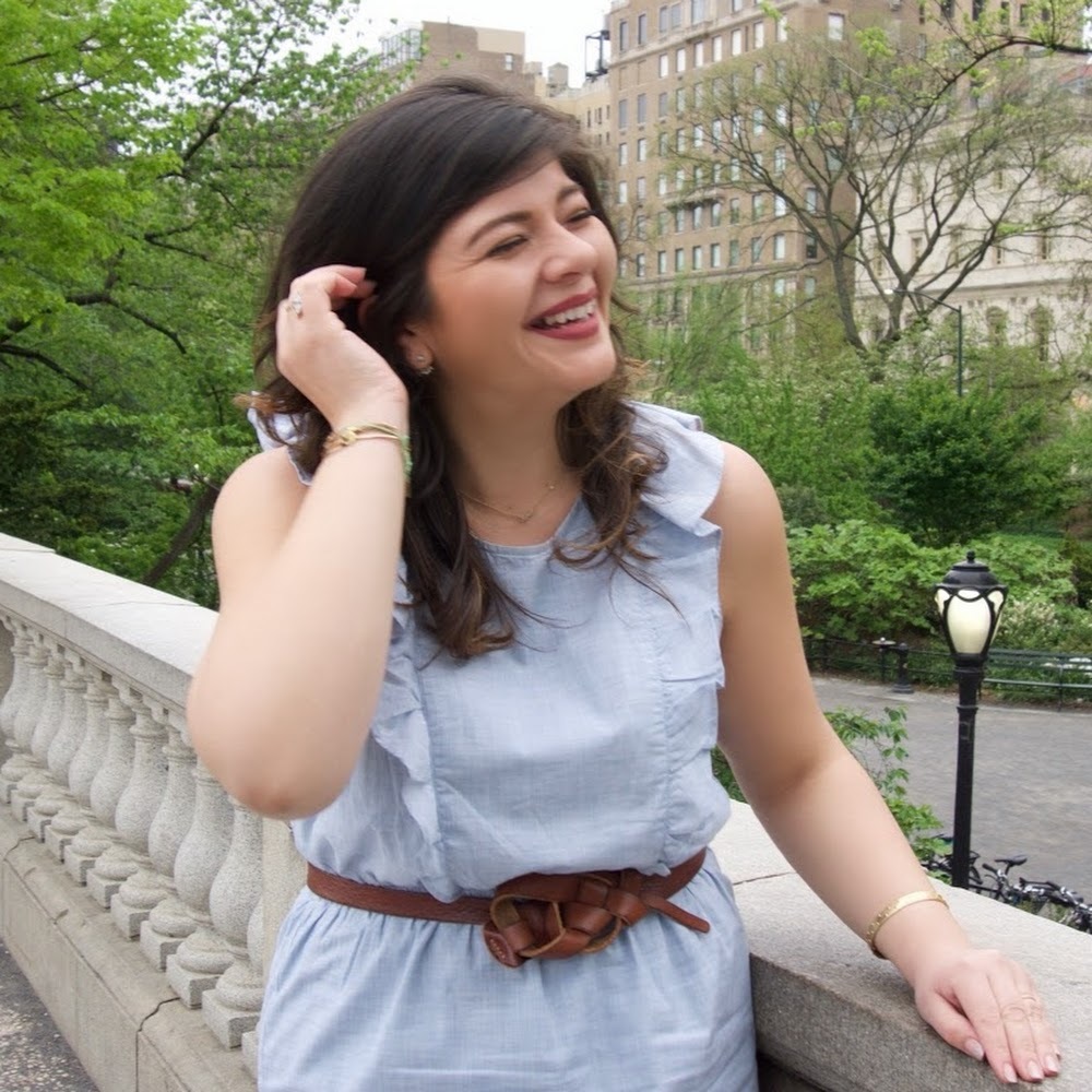 Meet your Posher, Claudia